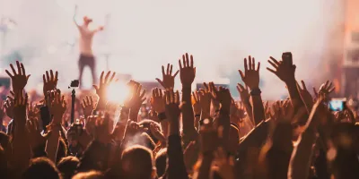Festivalitis: bescherm je oren en huid