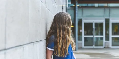 Elien (18): 'Mijn broer maakt me blij met kleine dingen'