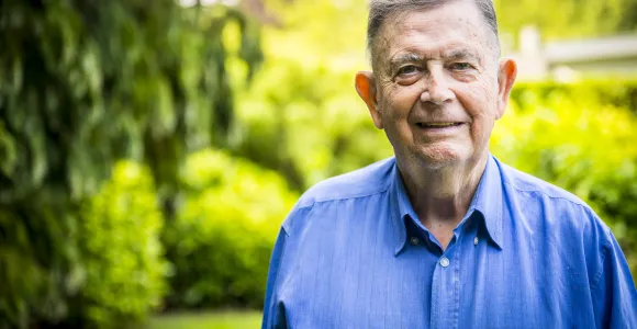 Man met personenalarm
